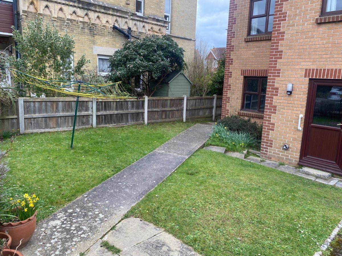Lovely 3 Bed Ground Floor Flat With Free Parking Swanage Exteriör bild